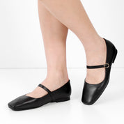 Damen Ballerinas aus Leder in Schwarz mit Riemenverschluss (085-29403)