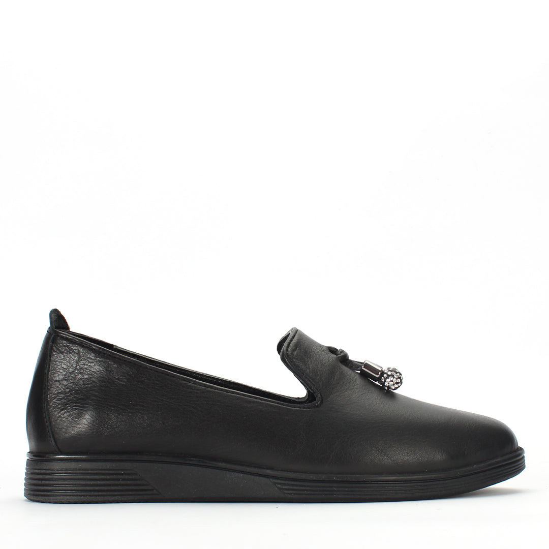 376-20415 Black Loafers