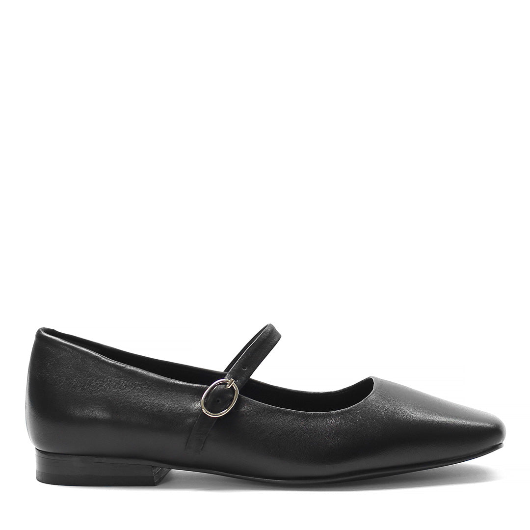 Damen Ballerinas aus Leder in Schwarz mit Riemenverschluss (085-29403)