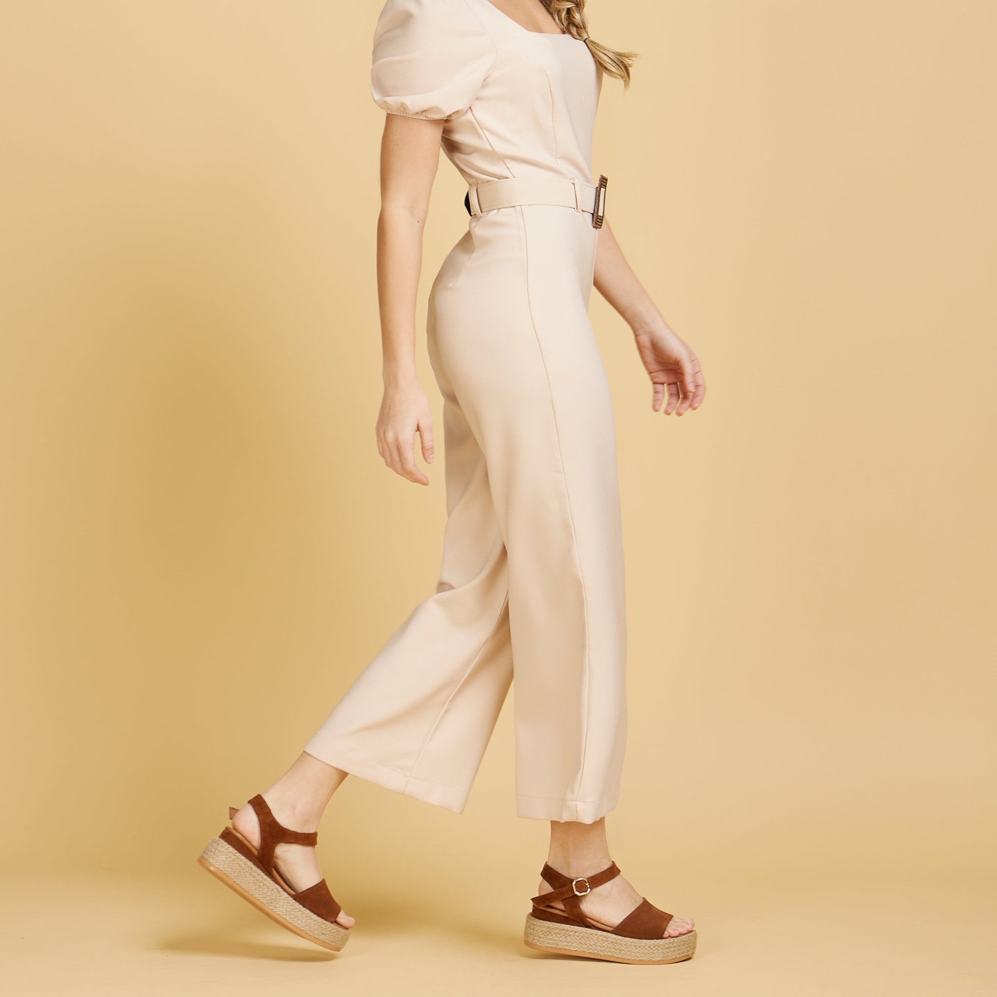 Damen Keilsandalen aus cognacfarbenem Wildleder mit Bastsohle (297-27512)