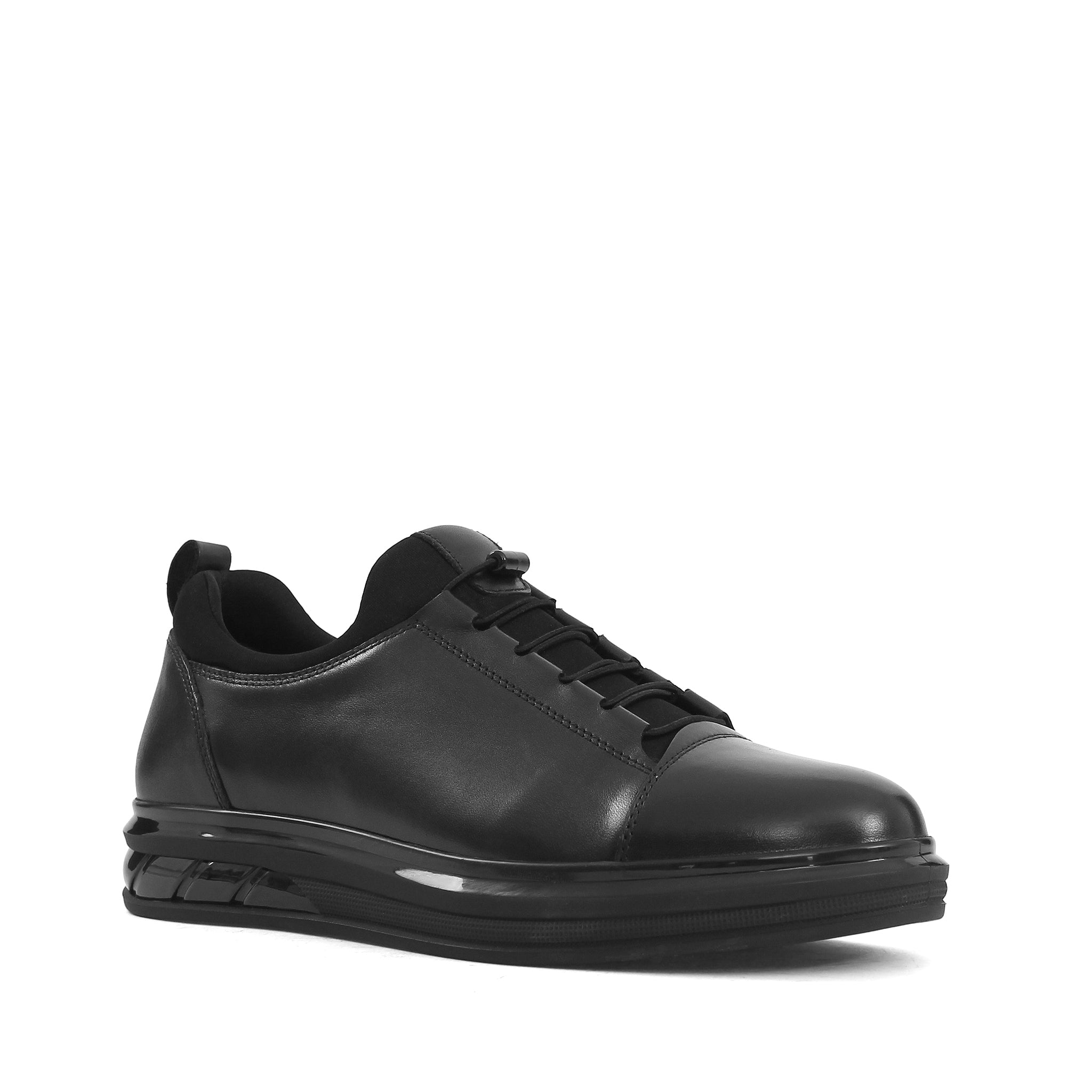 Herren Low-Top Sneaker aus schwarzem Leder mit elegantem Design (691-3441)