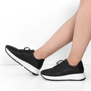 Damen Sneaker Schwarz aus Leder mit Perforation (366-28219)