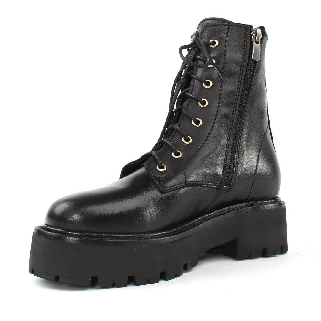 Damen Schwarze Leder-Kampfstiefel mit markanter Sohle (029-20136)