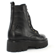 Damen Schwarze Leder-Kampfstiefel mit markanter Sohle (029-20136)