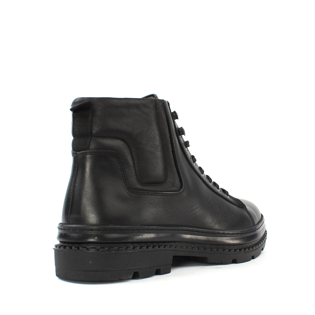 Herren Schwarze Leder-Boots mit robustem Design (550-709)