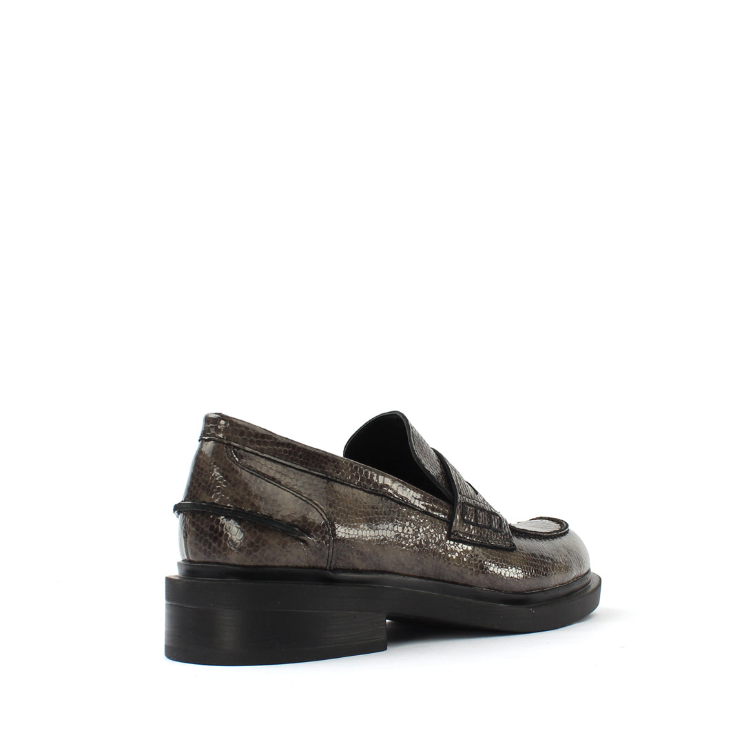 Women's Gray Leather Loafers (029-20143)