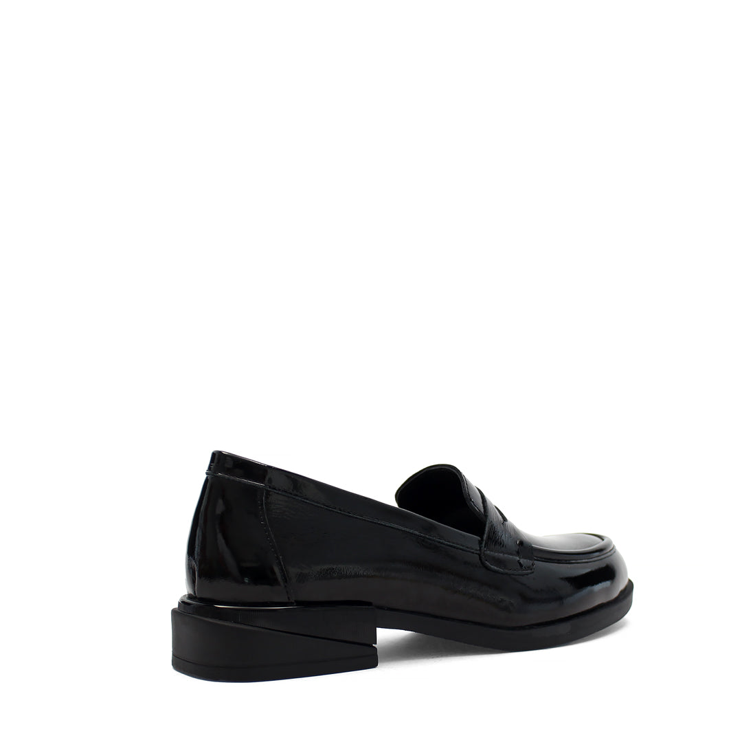 Damen Schwarze Lackleder Loafer (494-25829)