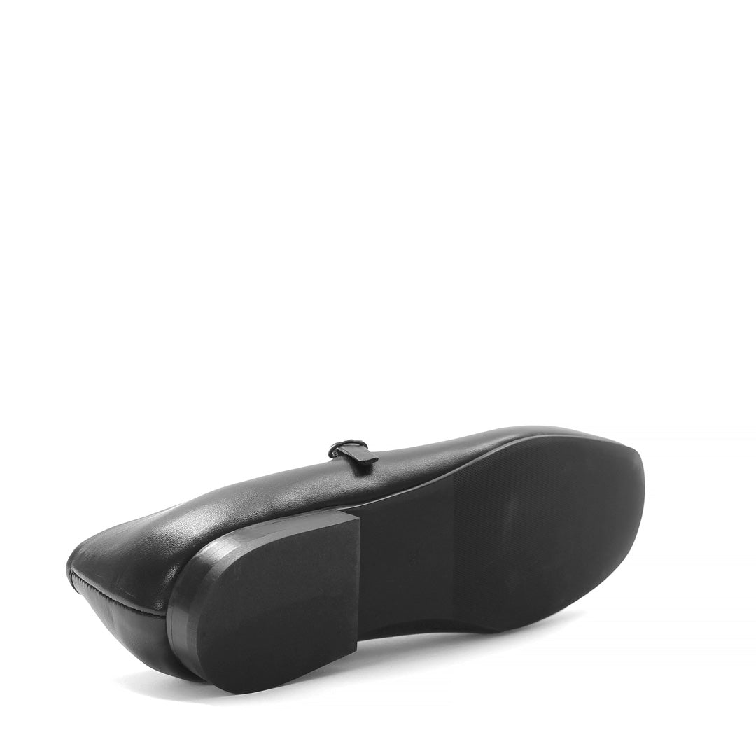 Damen Ballerinas aus Leder in Schwarz mit Riemenverschluss (085-29403)