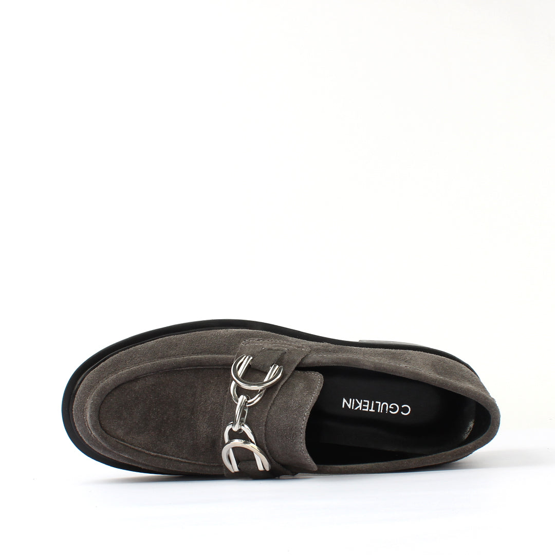 029-20144 Graue Wildleder-Loafers