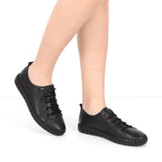 Damen Sneaker aus schwarzem Leder – Leicht & Atmungsaktiv (664-25913)