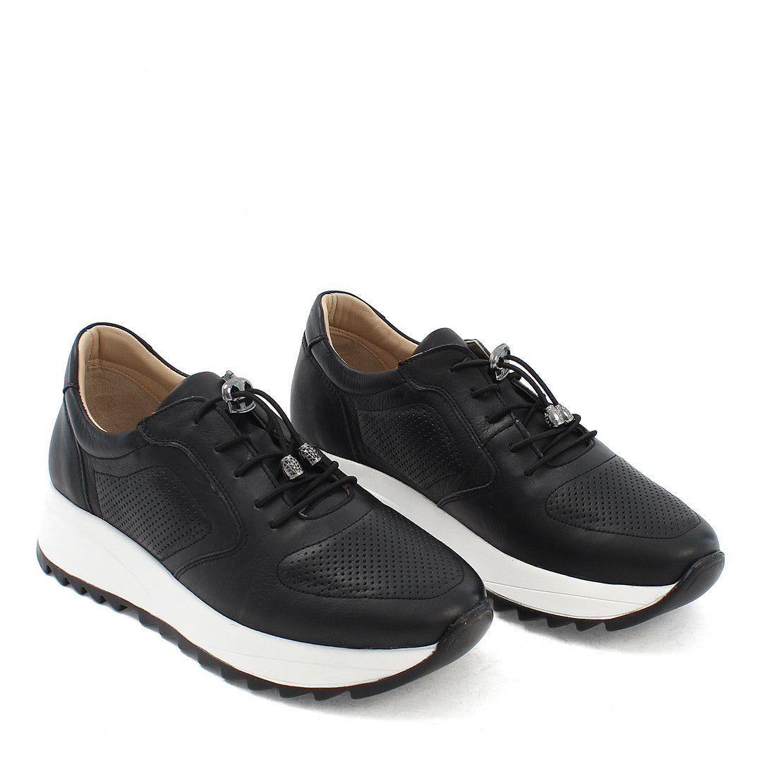 Damen Sneaker Schwarz aus Leder mit Perforation (366-28219)