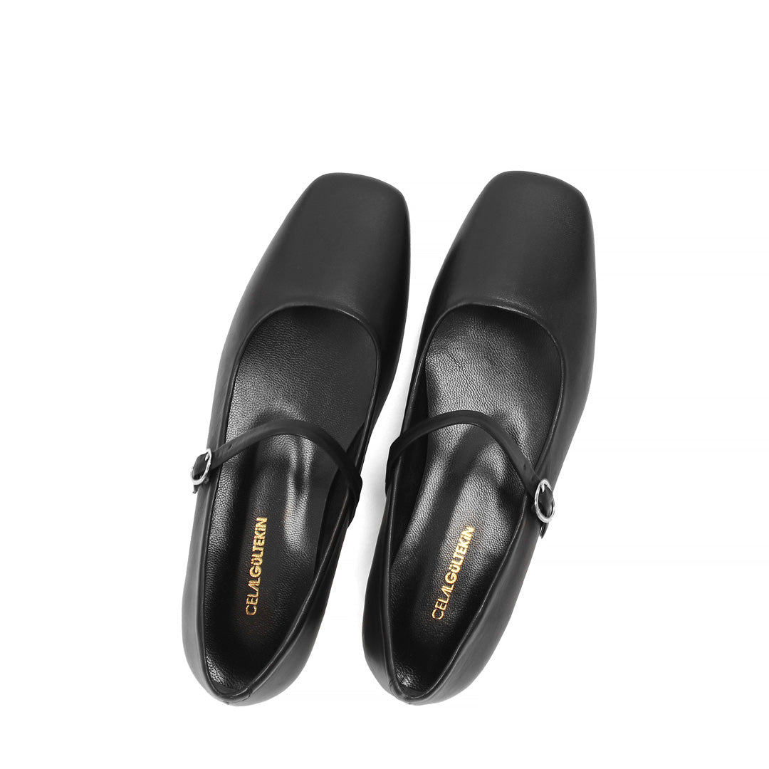 Damen Ballerinas aus Leder in Schwarz mit Riemenverschluss (085-29403)