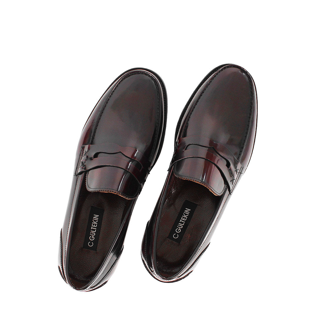 Herren Slipper aus burgunderfarbenem Lackleder – Elegante Loafer (747-4537)