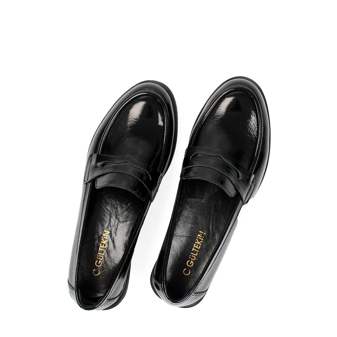 Damen Schwarze Lackleder Loafer (494-25829)