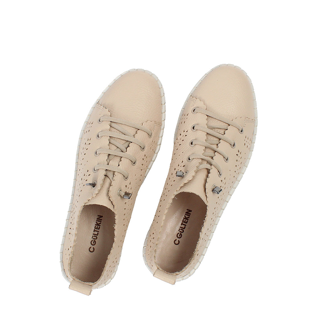 Damen Sneaker aus beigem Leder – Atmungsaktiv & Flexibel (664-25913)
