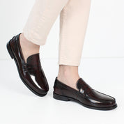 Herren Slipper aus burgunderfarbenem Lackleder – Elegante Loafer (747-4537)