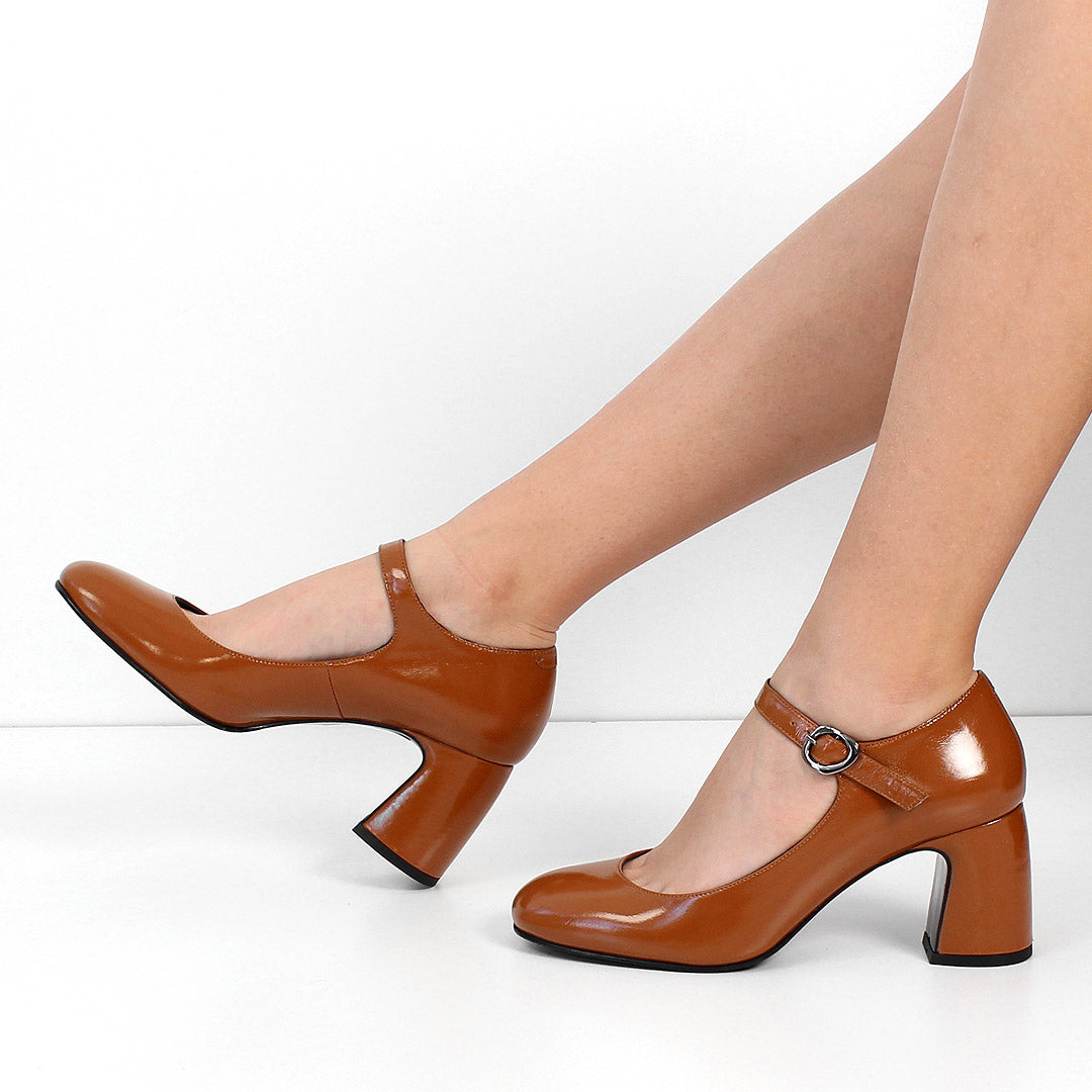 Damen Mary Jane Pumps aus schwarzem Lackleder mit Blockabsatz und Riemen (752-31700)