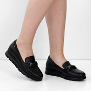 Damen Schwarze Leder Loafer zum Hineinschlüpfen (753-31804)